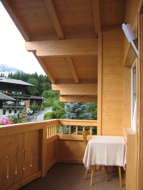 Ferienwohnung Haus Barbara Breuer Neukirchen am Großvenediger Zimmer foto