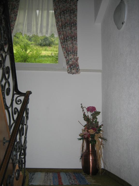 Ferienwohnung Haus Barbara Breuer Neukirchen am Großvenediger Exterior foto